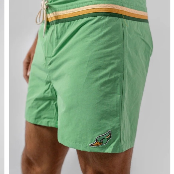 Men’s Woodpecker SWAM swim trunks in green Size Medium NWT - Picture 5 of 6